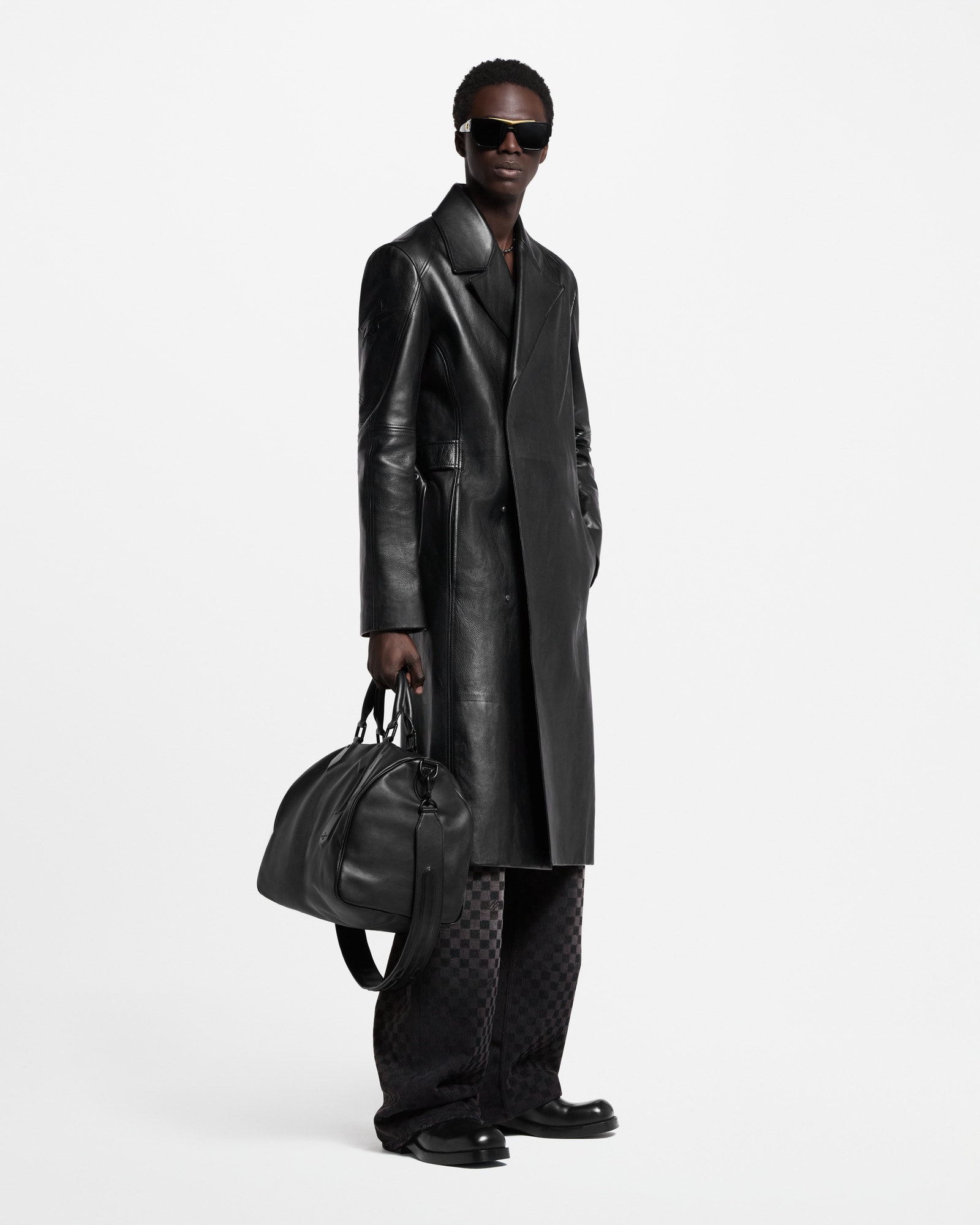 LV Flight Square Sunglasses S00 - Men - Accessories | LOUIS VUITTON ®